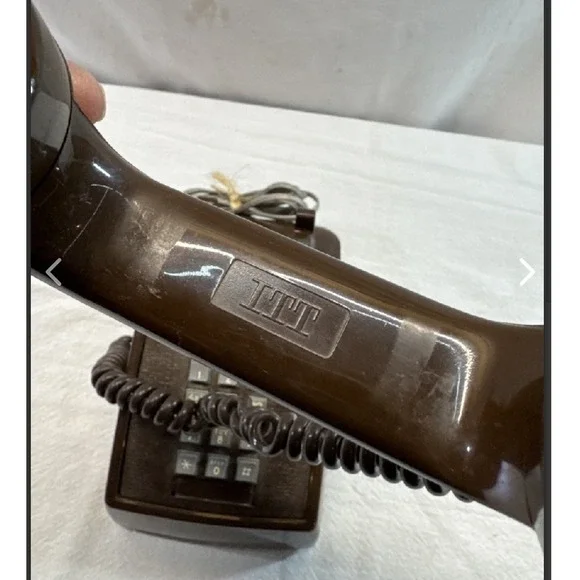 Vintage 1970s ITT Brown Push Button Touch Tone Desk Telephone 2500 (works)